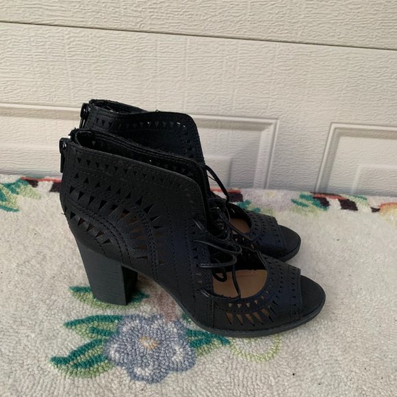 Peep Toe Heel Booties by Rue 21 Sexy black Size S-6/7 - Picture 1 of 11